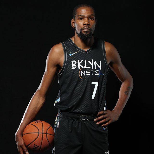 之间的角逐 之间的角逐