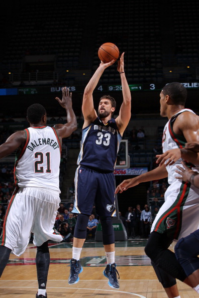 而在防守端 而在防守端