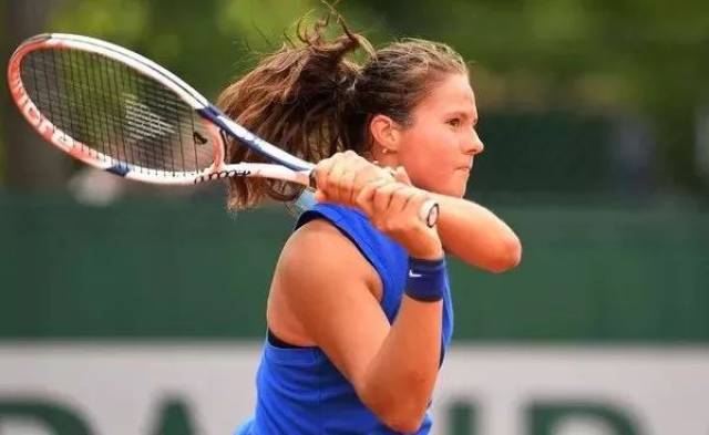 只剩两三人 只剩两三人