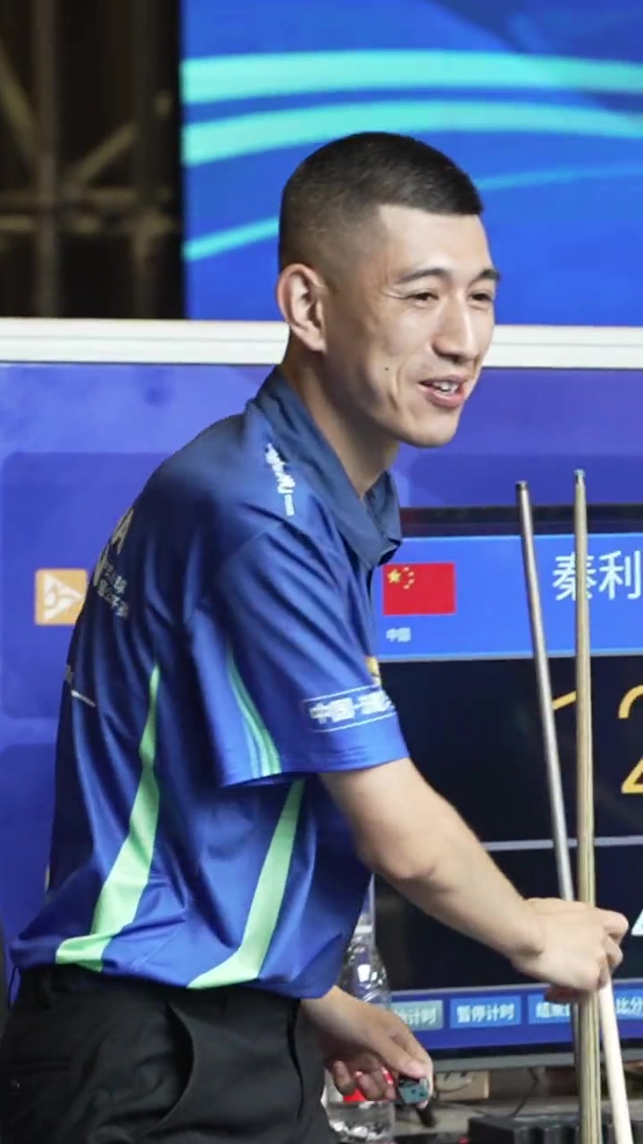 把球导到肘 把球导到肘